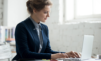 Organisme de formations professionnelles en communication orale, écrite et stratégie d’influence, près de Toulon Var ou en viso.