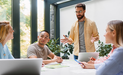 Organisme de formations professionnelles en communication orale, écrite et stratégie d’influence, près de Toulon Var ou en viso.